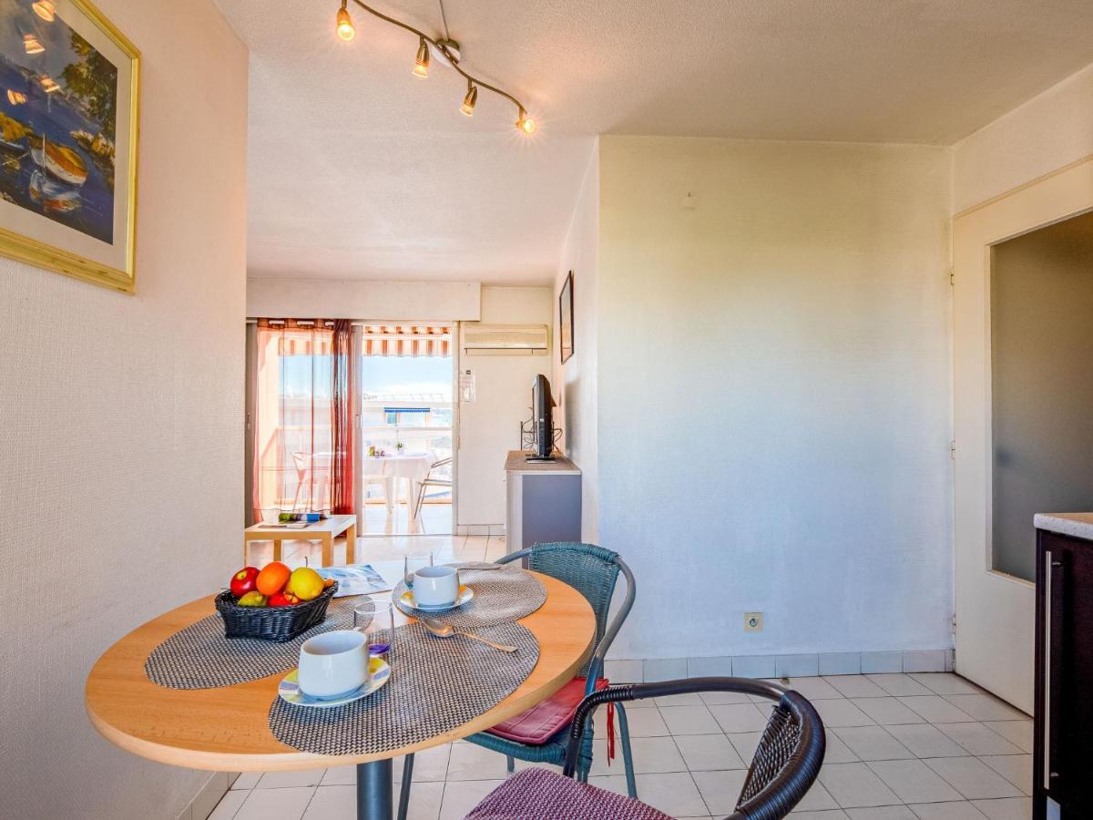 Apartment Le Capitole-3 Fréjus Esterno foto