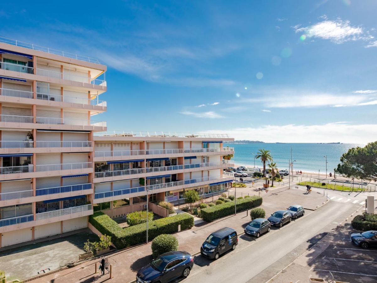 Apartment Le Capitole-3 Fréjus Esterno foto