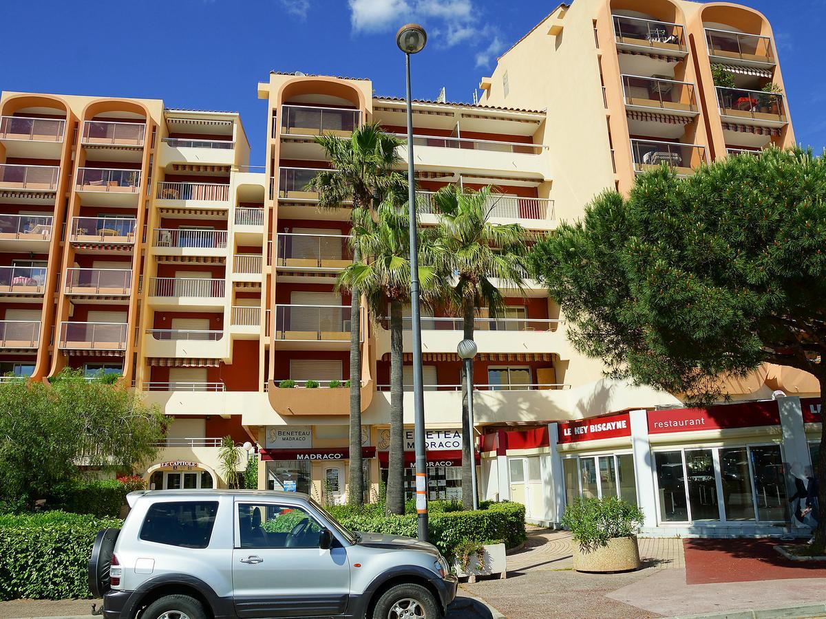 Apartment Le Capitole-3 Fréjus Esterno foto